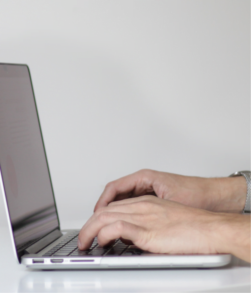 hands-laptop